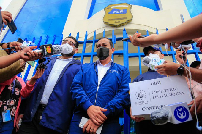 Hacienda presenta hoy a Fiscalía 4 nuevos avisos por presunta evasión fiscal de más de $1 millón hacienda-presenta-hoy-a-fiscalia-4-nuevos-avisos-por-presunta-evasion-fiscal-de-mas-de-1-millon